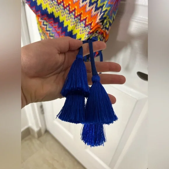 Alexis Devon One-Shoulder Chevron Knit Mini Dress size Small - Picture 13 of 14